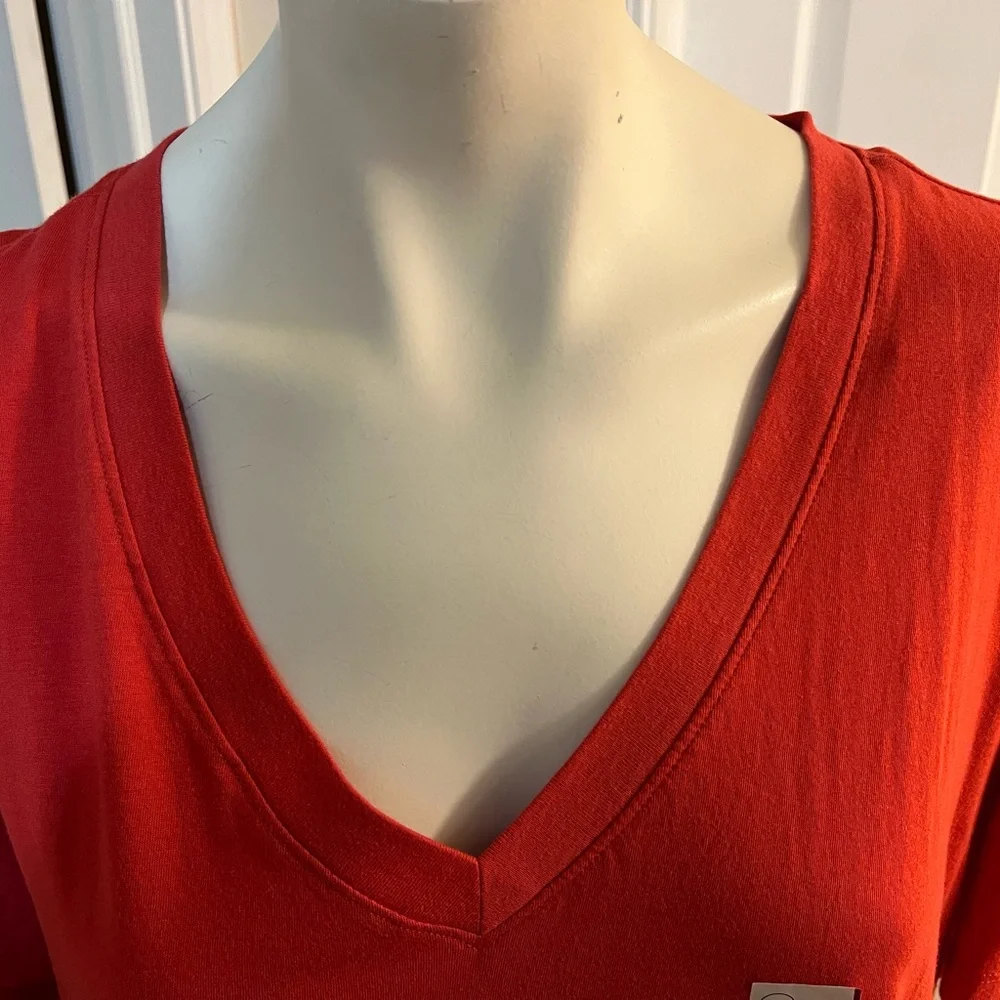 Women's Red V-Neck Top - Picture 2 of 4